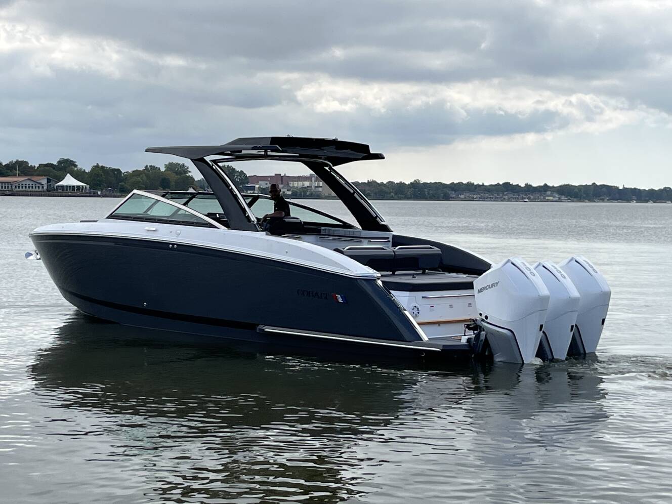 A photo of this 2023 Cobalt R33 OB