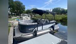 Used Crest Pontoon Boat Power Boats For Sale Near Melbourne, Florida - Boatmart Used Crest Pontoon Boat Power Boats For Sale Near Melbourne, Florida - Boatmart