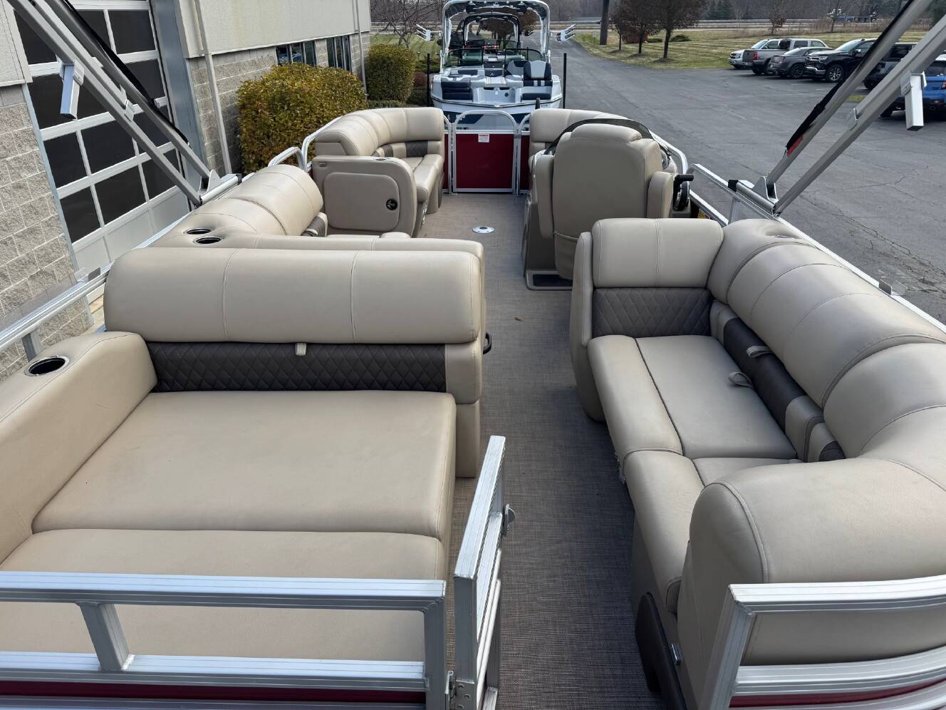A photo of this 2023 Sun Tracker Party Barge 22 RF DLX