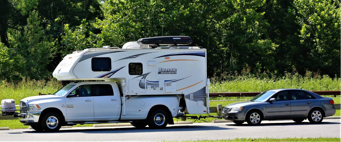 A photo of this 2013 Lance 1050S