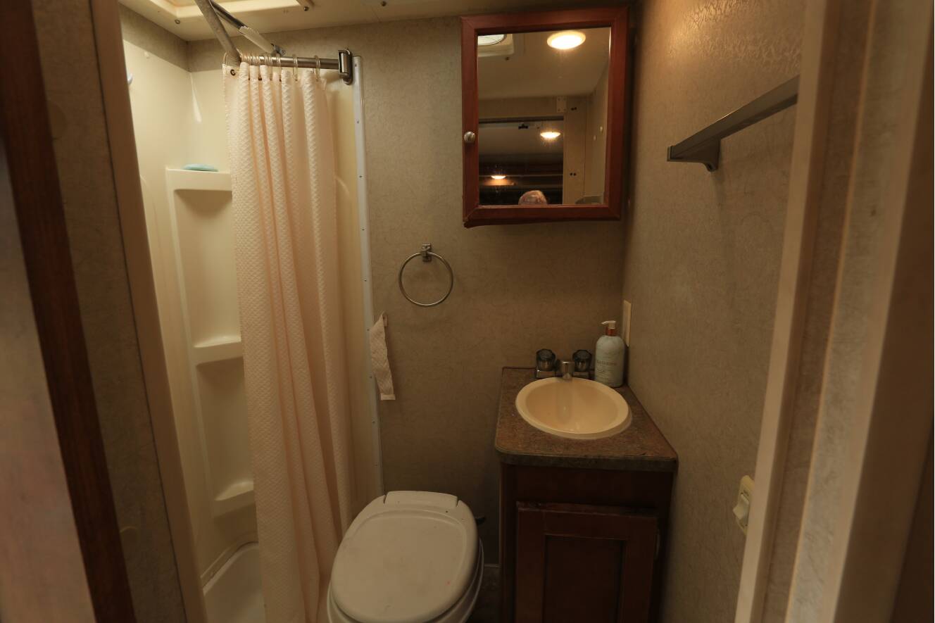 A photo of this 2013 Lance 1050S