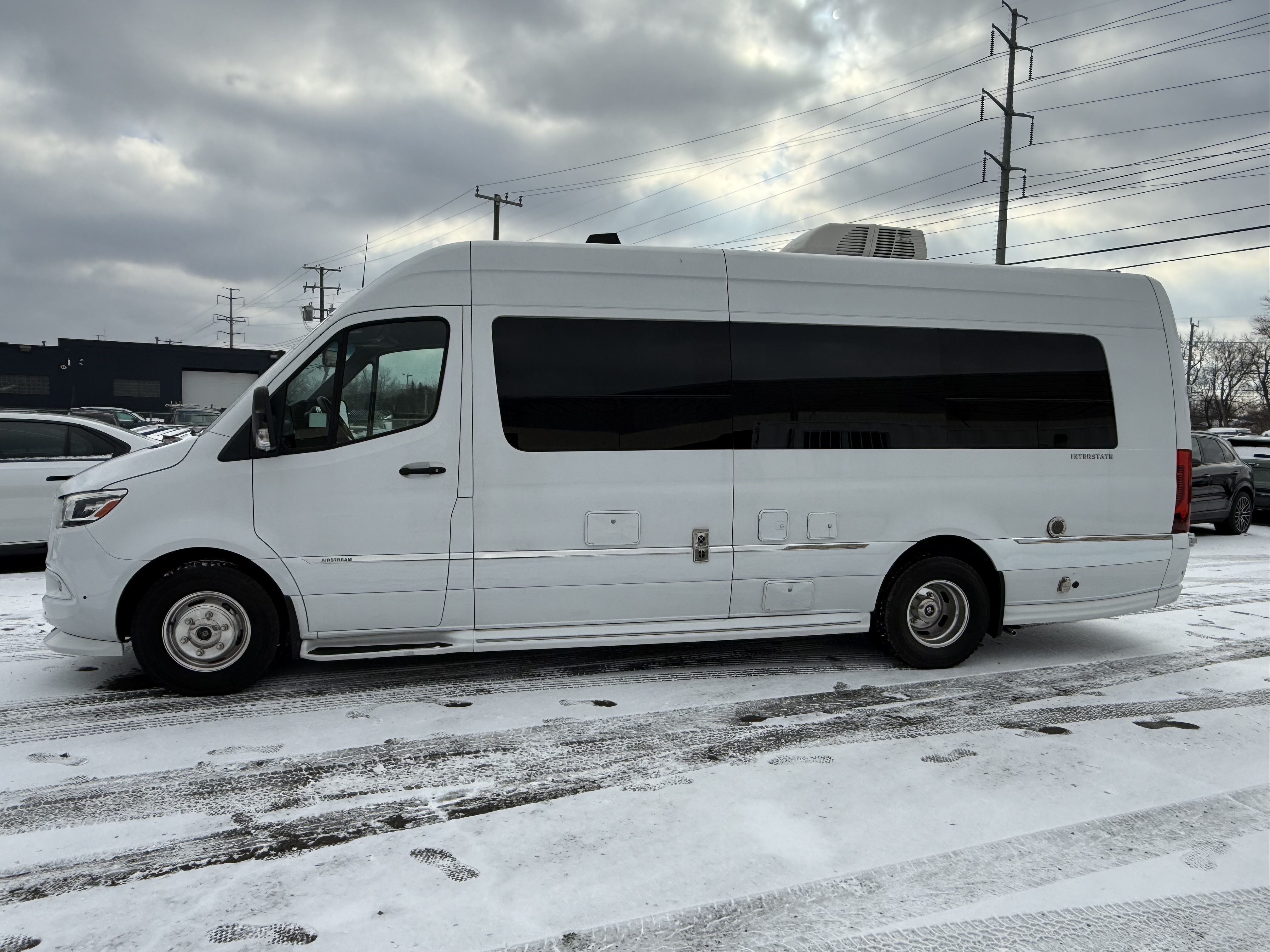2023 Airstream INTERSTATE 24 GRAND TOUR EXT in wayne MI