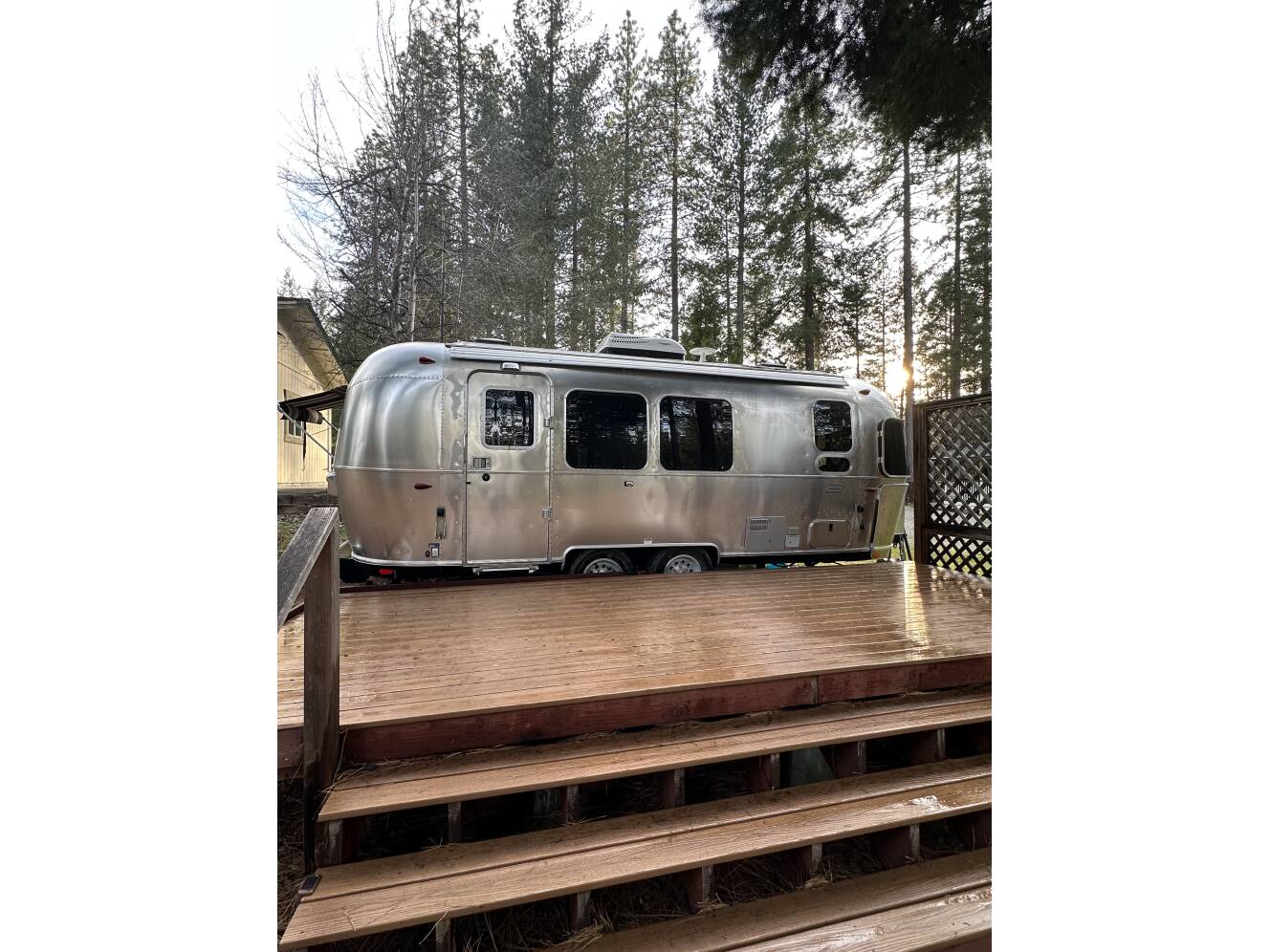 A photo of this 2020 Airstream Globetrotter 23FB