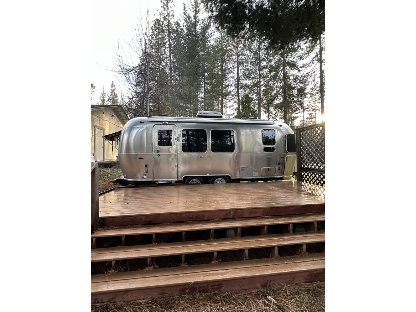 A photo of this 2020 Airstream Globetrotter 23FB