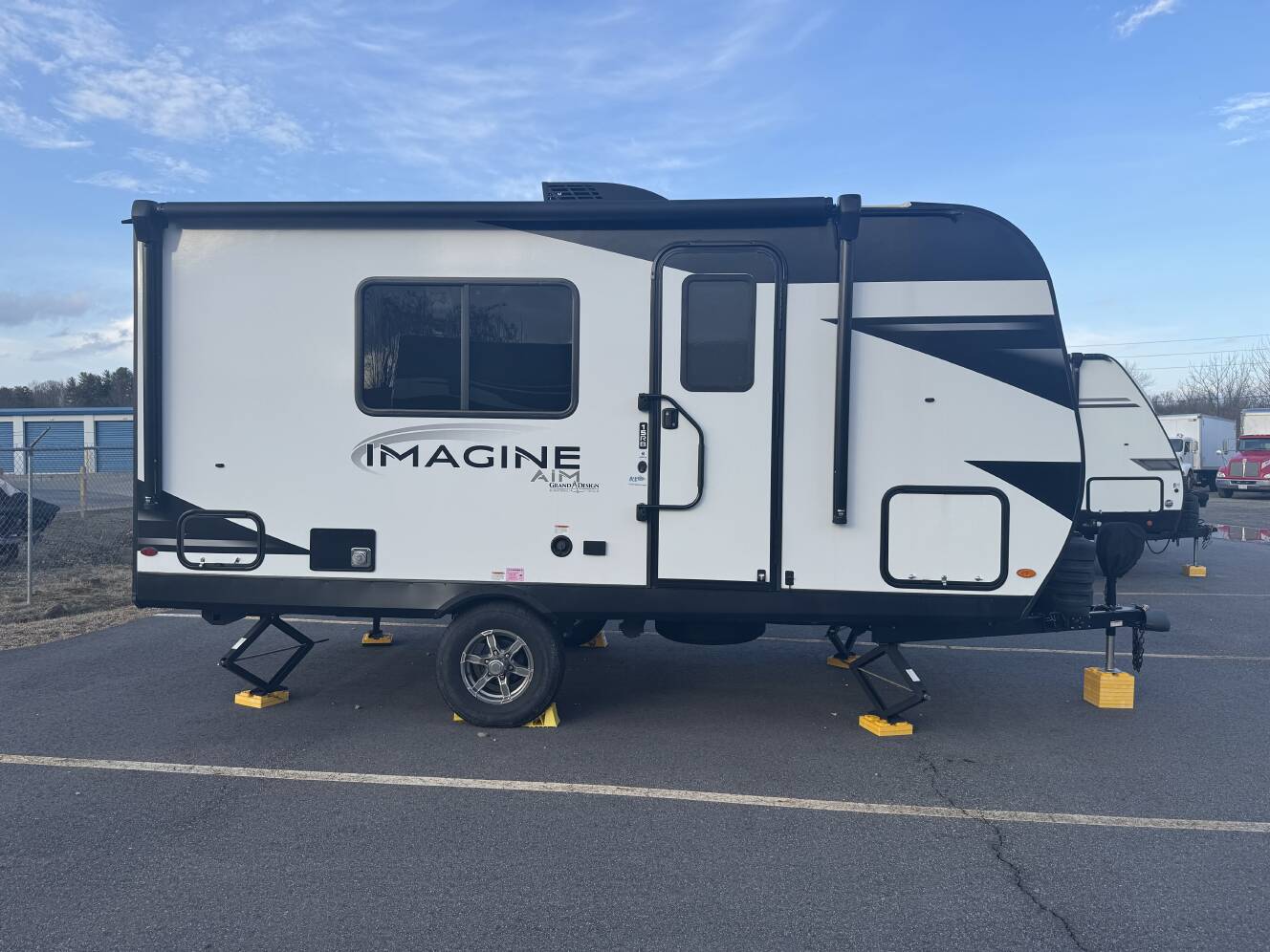 A photo of this 2023 Grand Design IMAGINE AIM 15RB