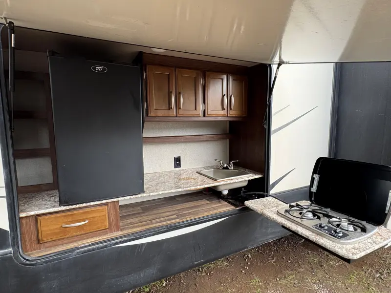 2016 KEYSTONE MONTANA HIGH COUNTRY 340BH