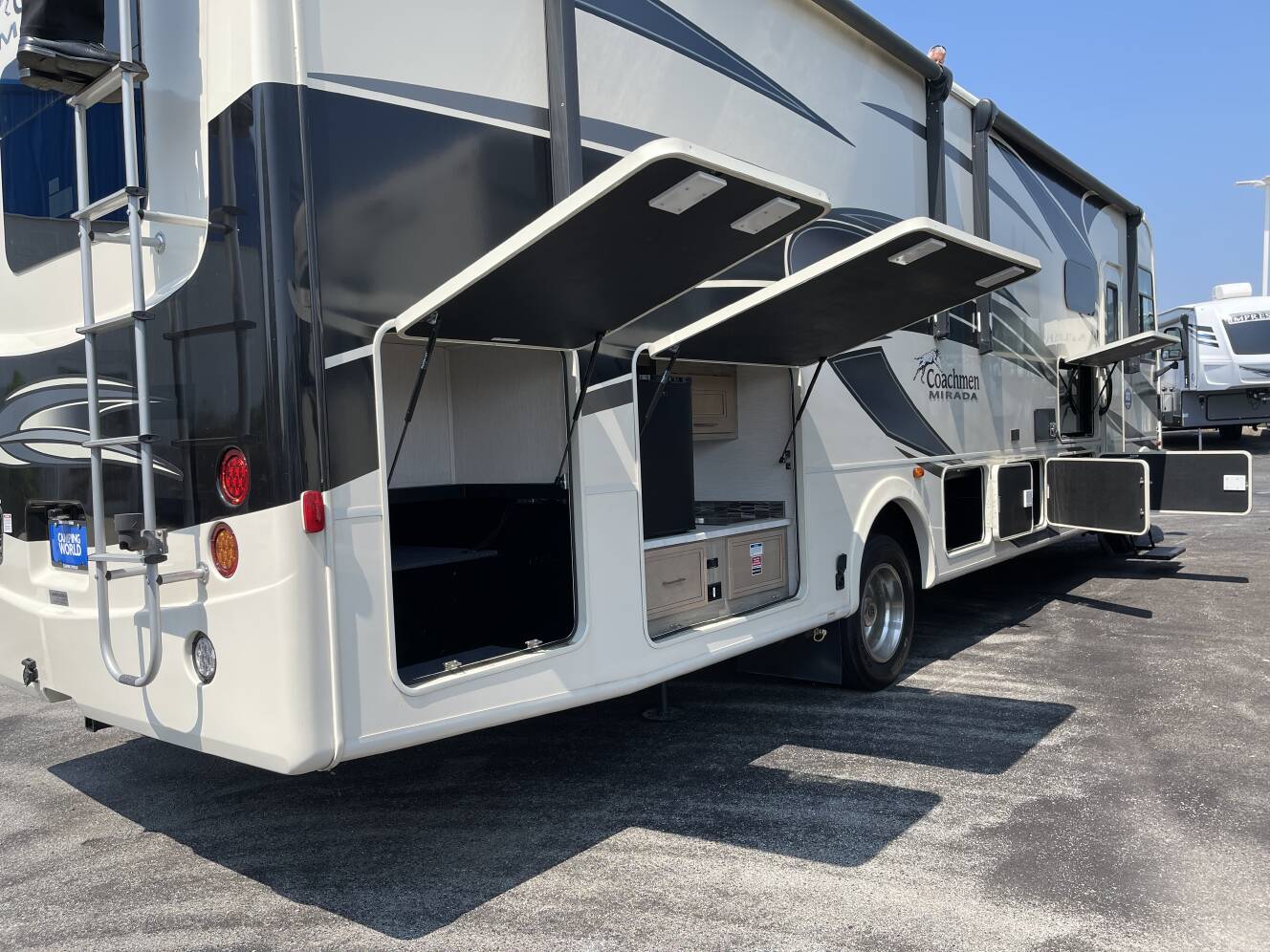 A photo of this 2020 Coachmen MIRADA 32SS