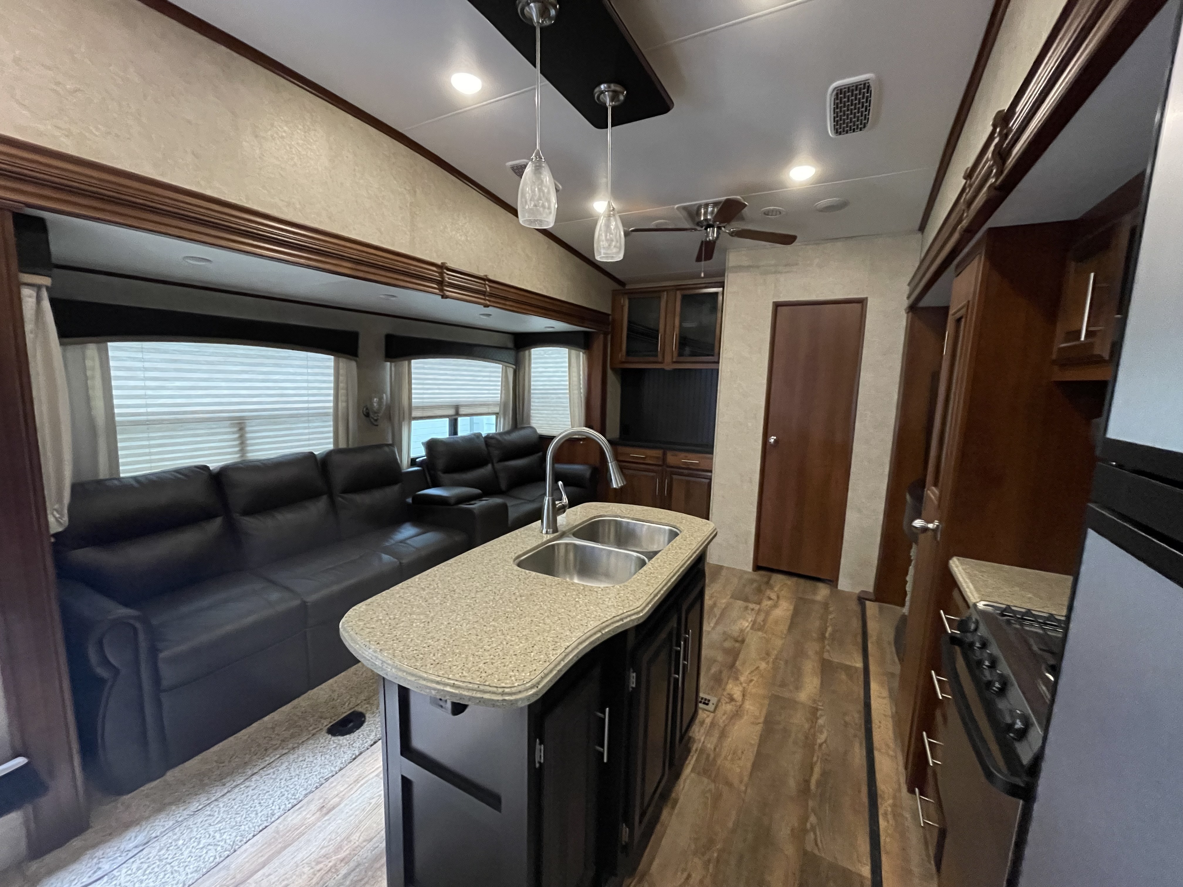 2017 Jayco EAGLE 325BHQS in westbrook CT