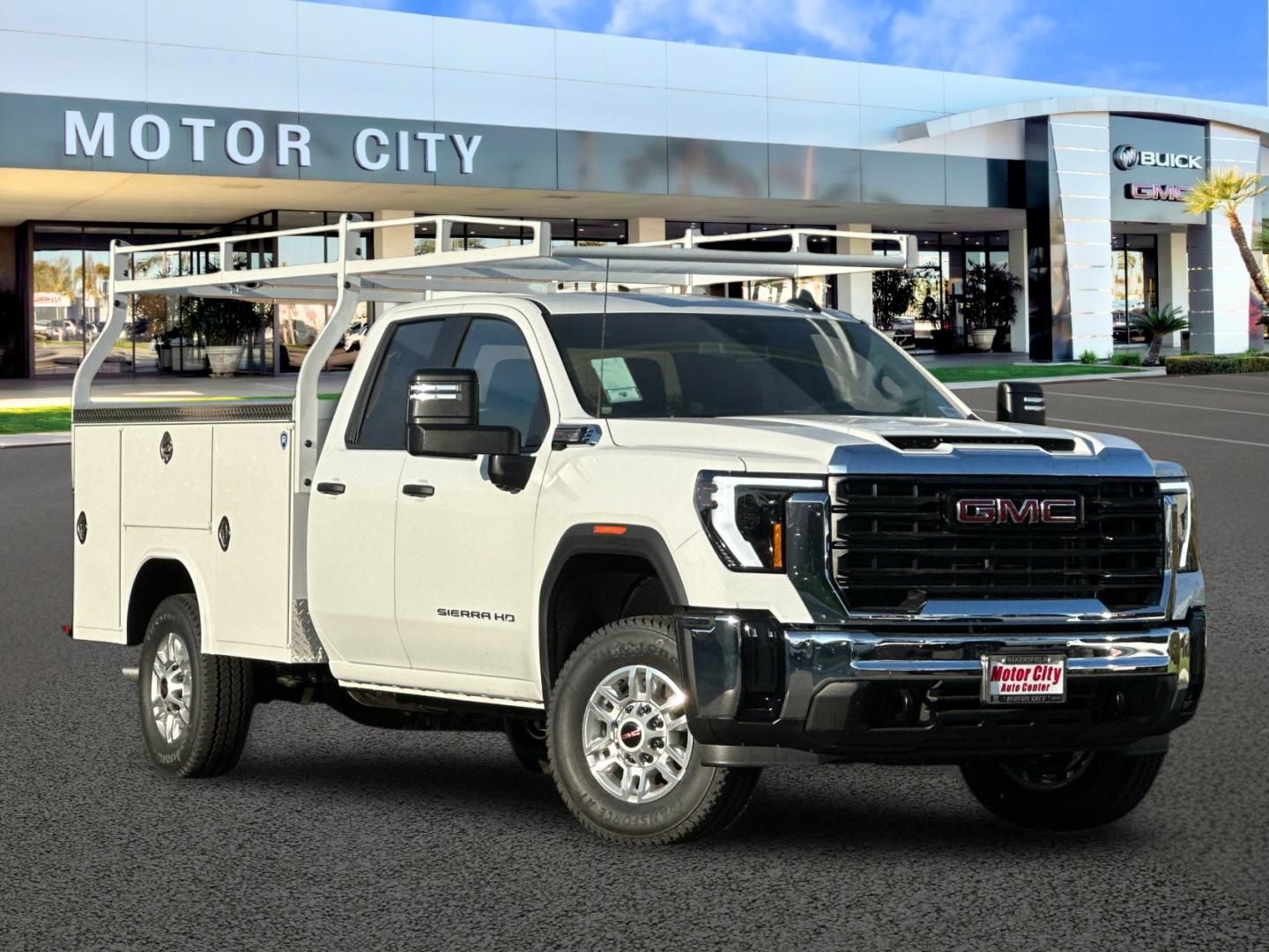 2026 GMC SIERRA in Bakersfield, CA