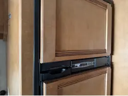 2015 WINNEBAGO 30J