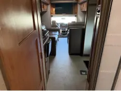 2015 WINNEBAGO 30J