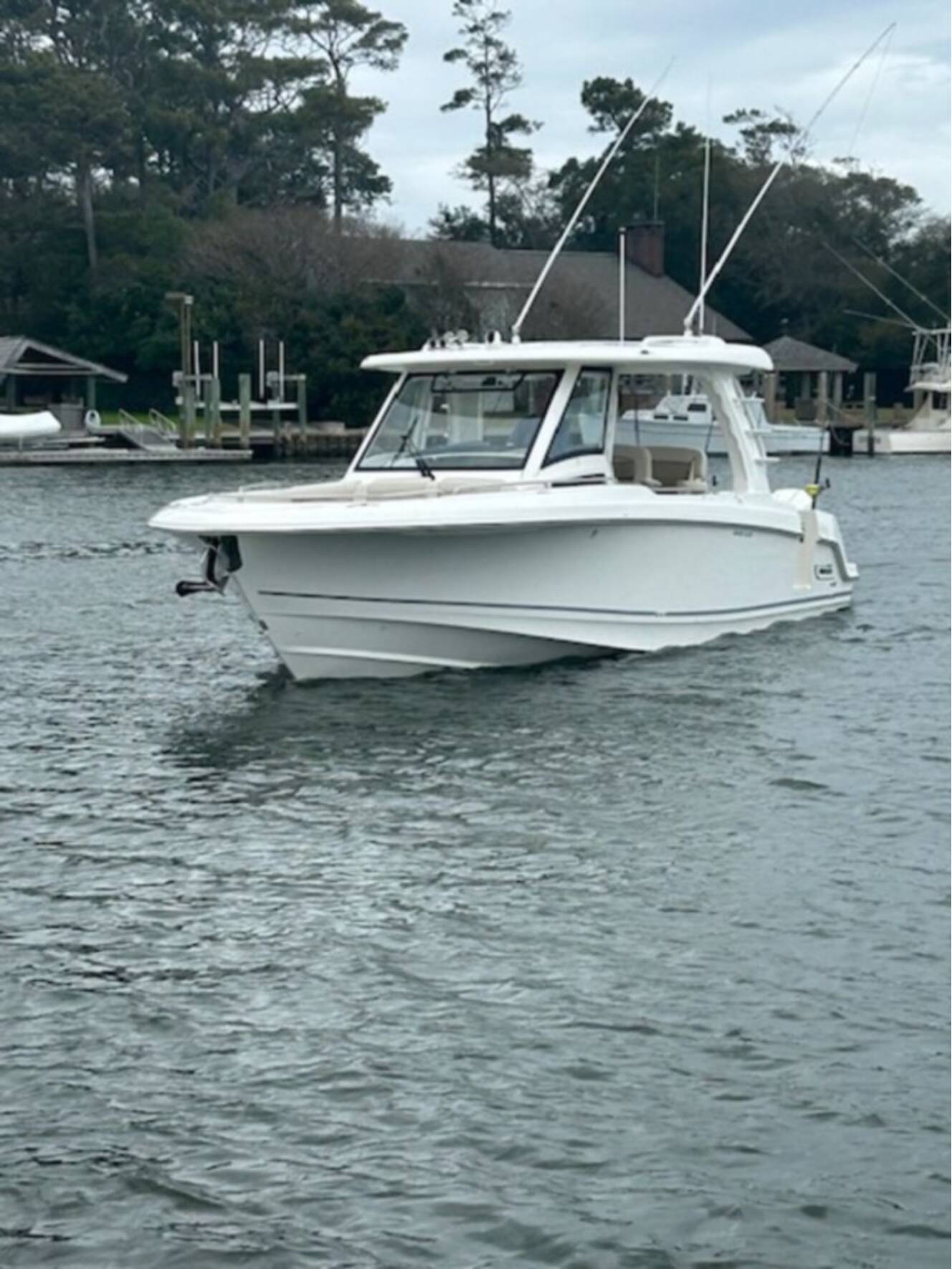 A photo of this 2024 Boston Whaler 350 Realm