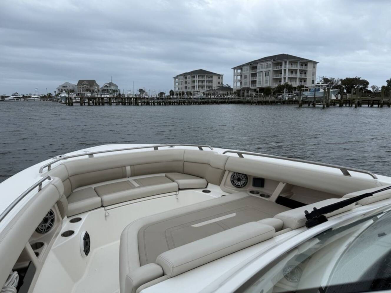 A photo of this 2024 Boston Whaler 350 Realm