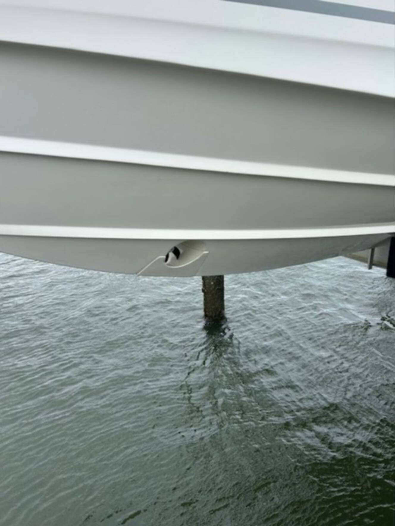 A photo of this 2024 Boston Whaler 350 Realm