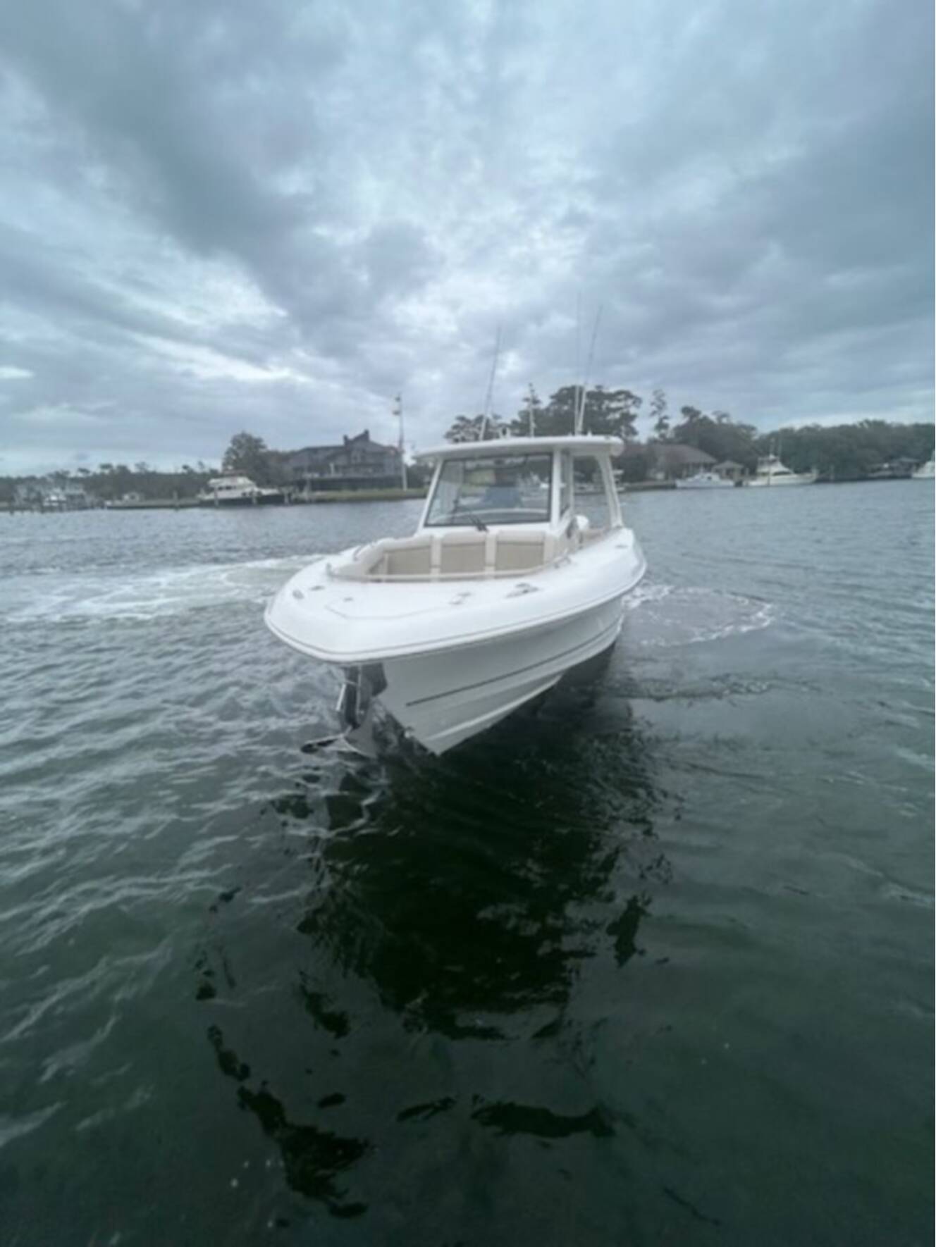 A photo of this 2024 Boston Whaler 350 Realm