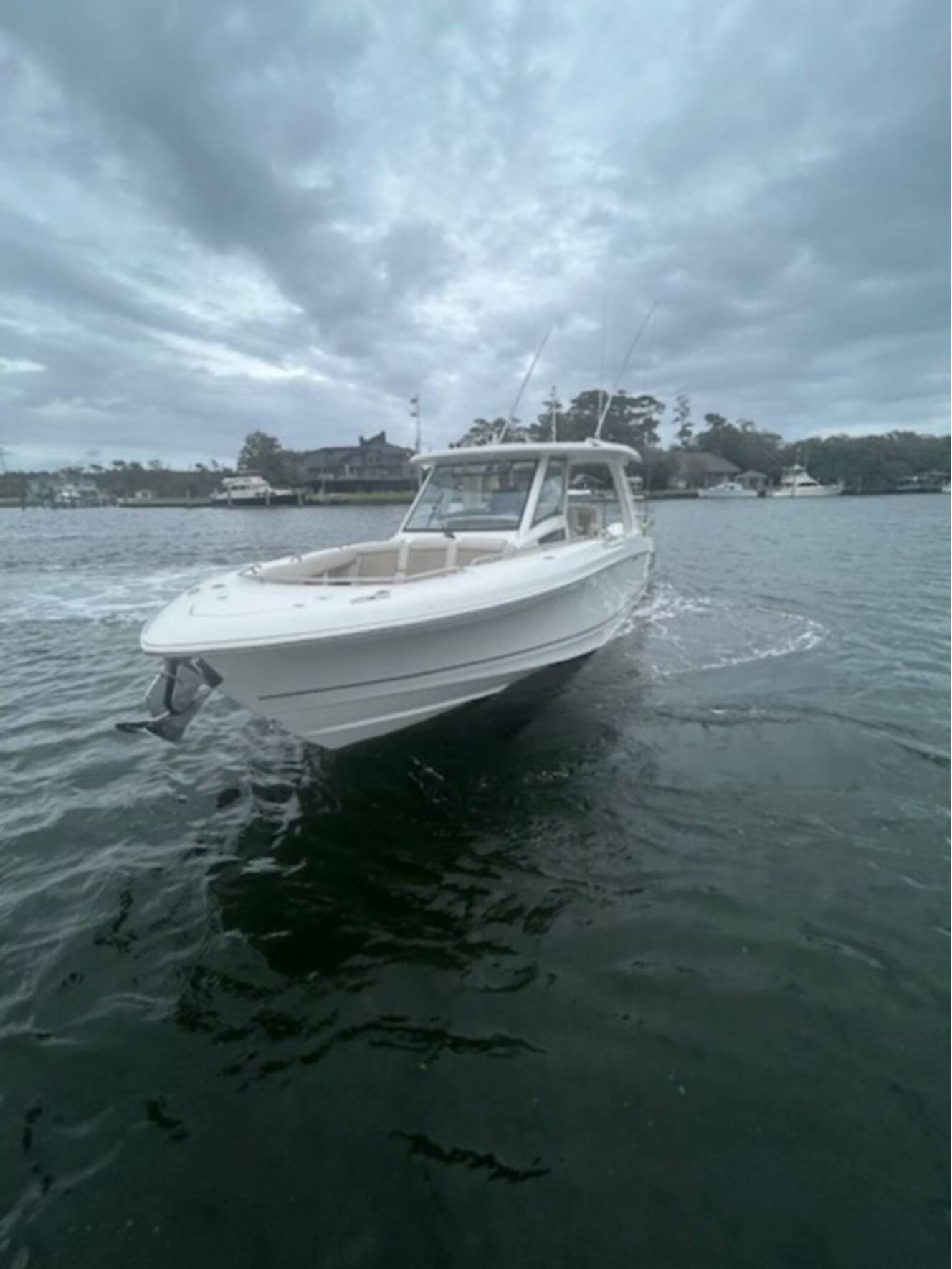 A photo of this 2024 Boston Whaler 350 Realm