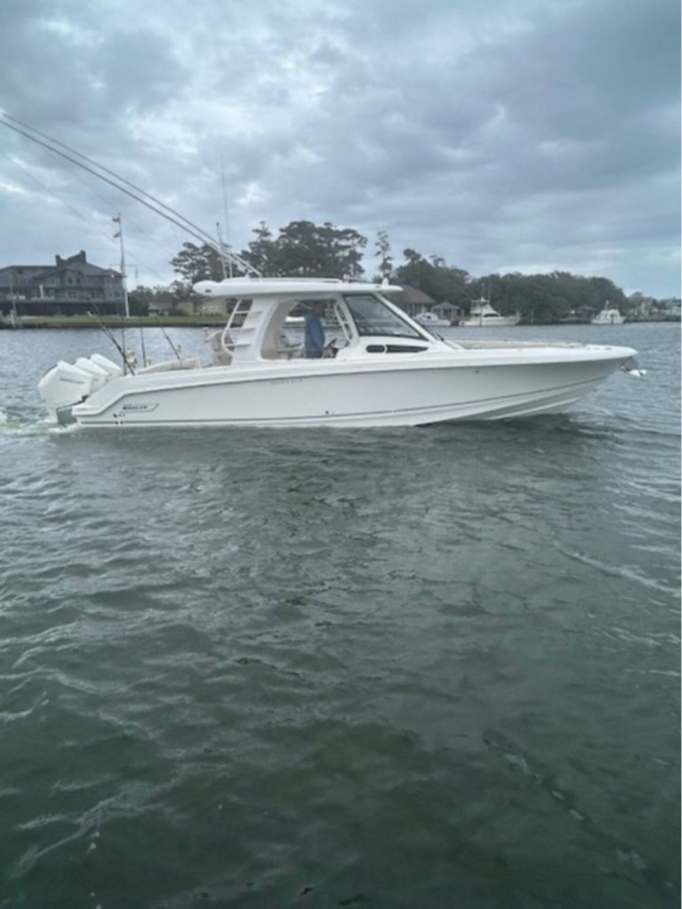 A photo of this 2024 Boston Whaler 350 Realm