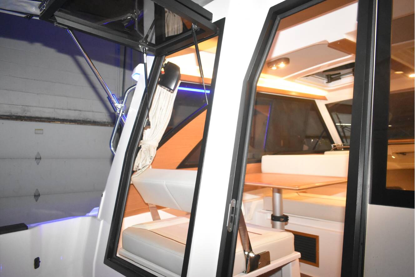 A photo of this 2026 Cutwater C-248 Coupe