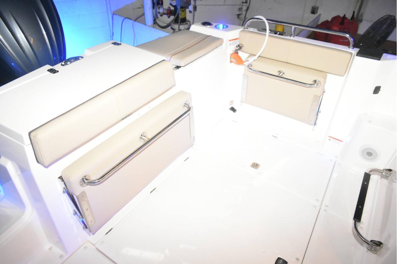 A photo of this 2026 Cutwater C-248 Coupe