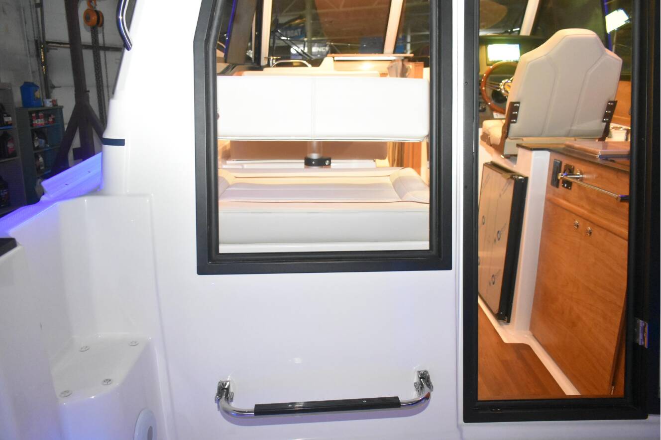 A photo of this 2026 Cutwater C-248 Coupe