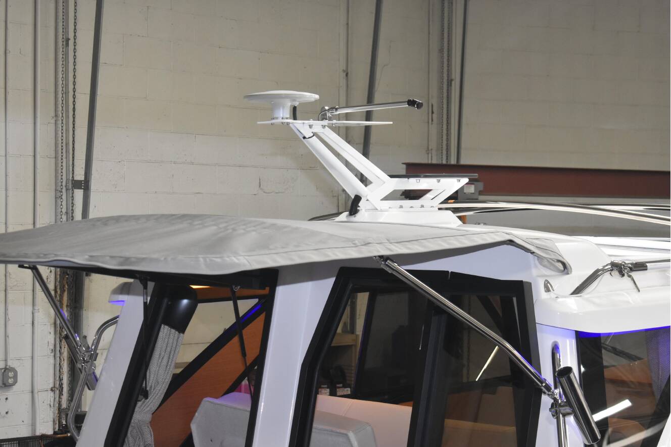 A photo of this 2026 Cutwater C-248 Coupe