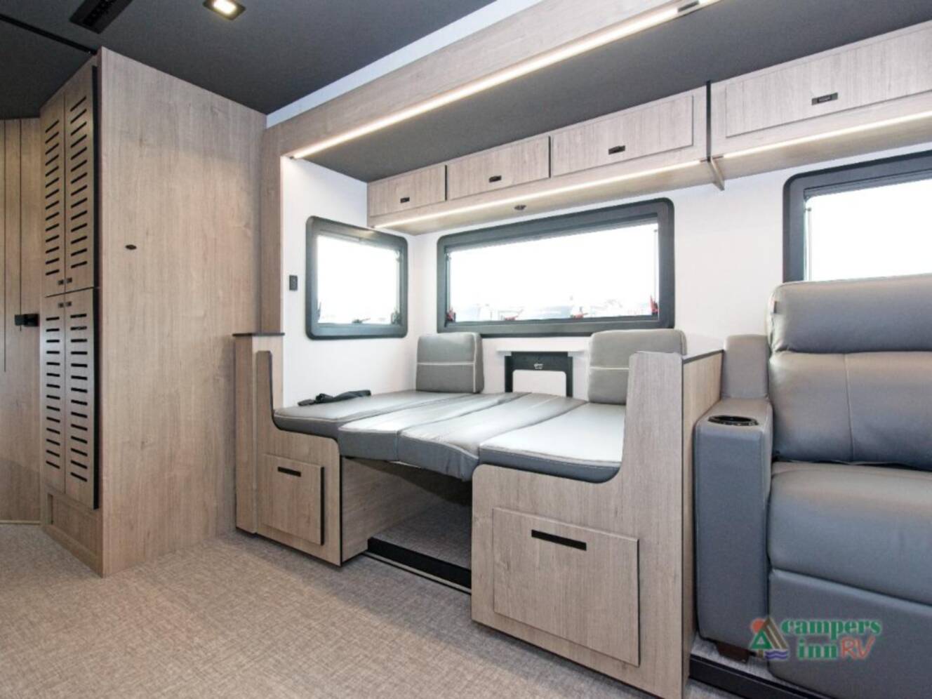 A photo of this 2026 Grand Design Lineage Series F 31ZW