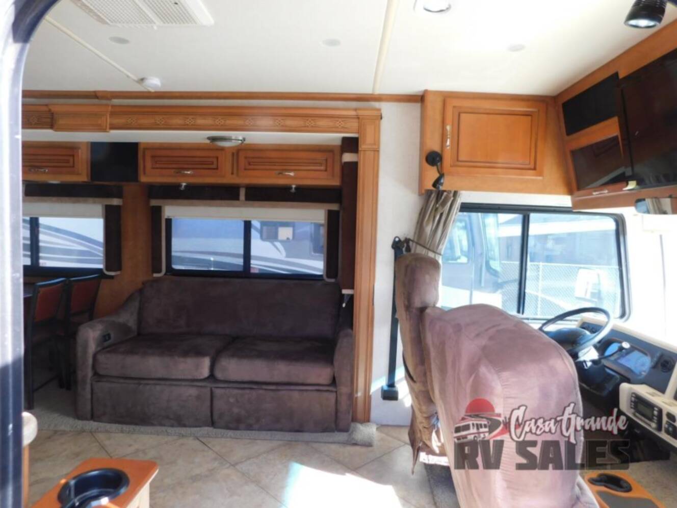 A photo of this 2011 Fleetwood Rv Southwind 35J
