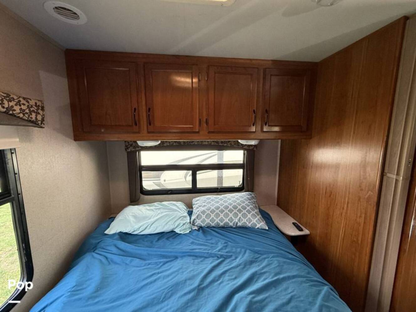 A photo of this 2016 Jayco Redhawk 31XL