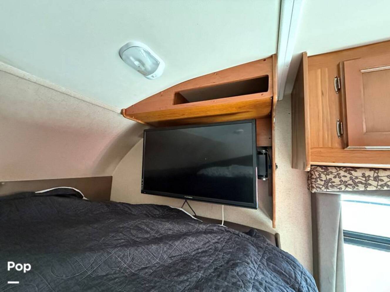 A photo of this 2016 Jayco Redhawk 31XL
