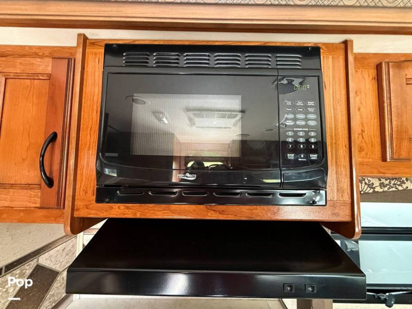 A photo of this 2016 Jayco Redhawk 31XL