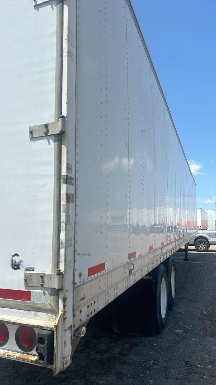 2006 STOUGHTON in Laredo, TX