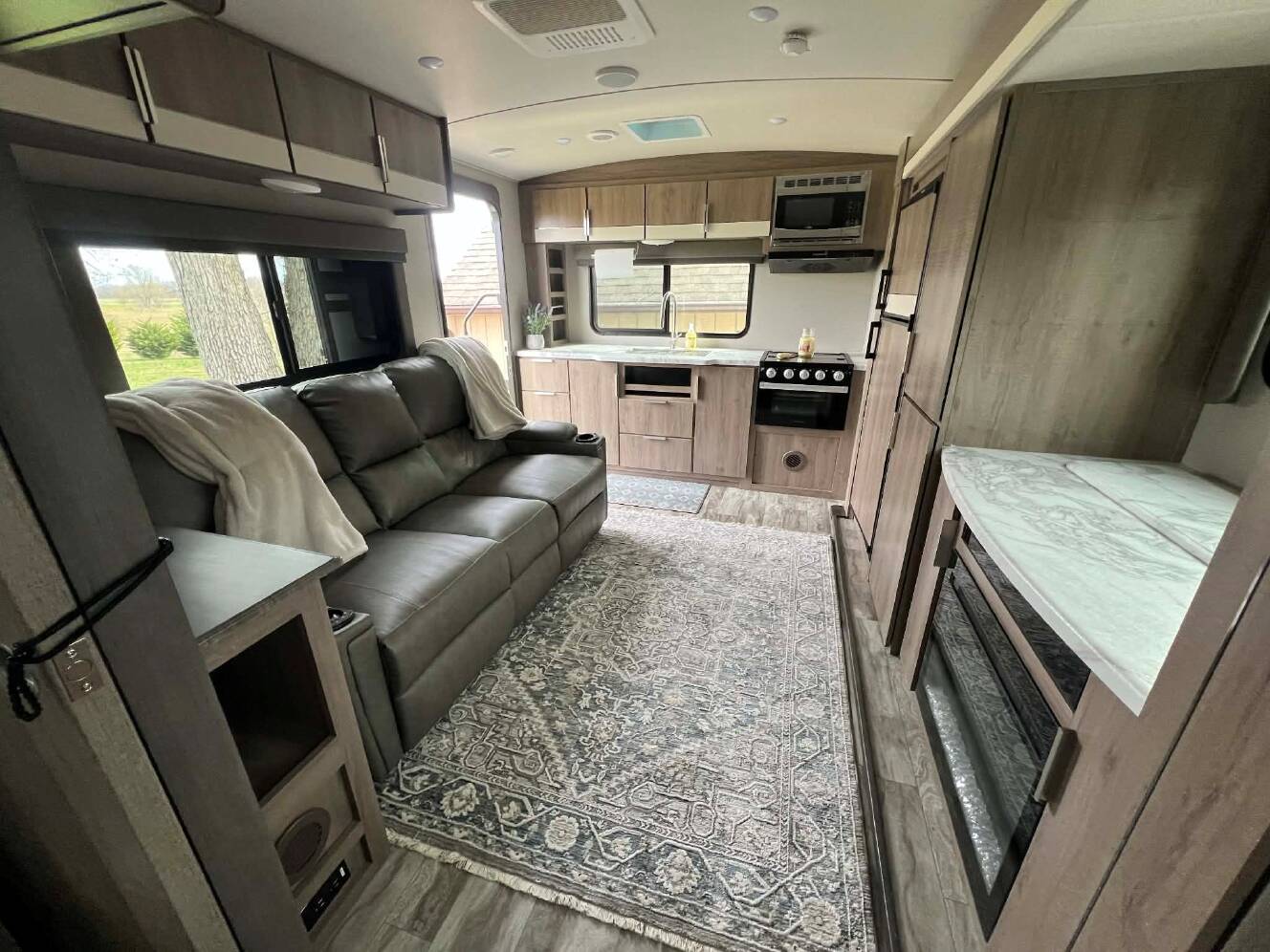 A photo of this 2021 Grand Design IMAGINE 2250RK