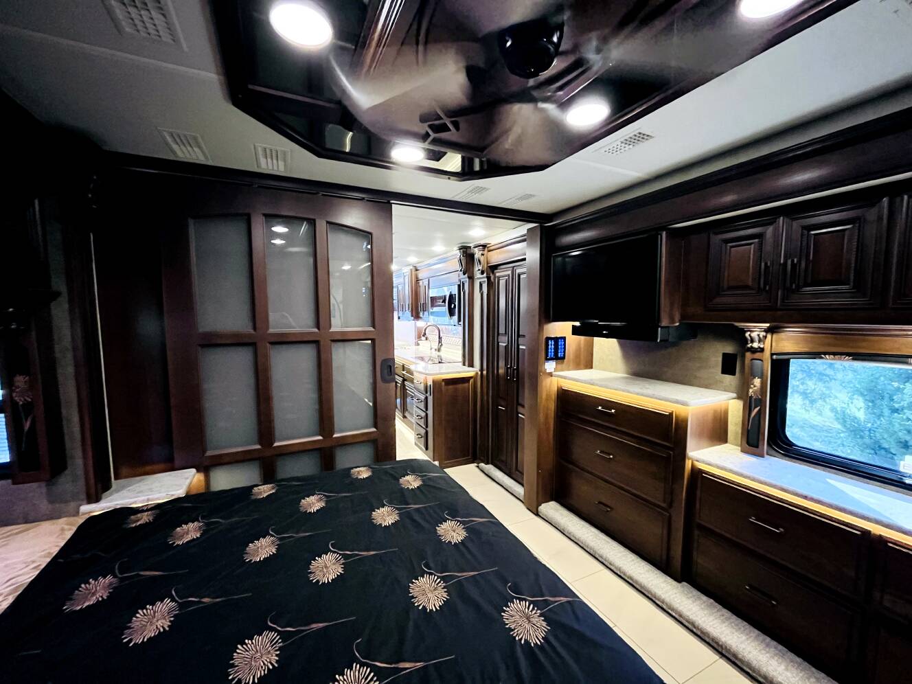 A photo of this 2016 Entegra Coach CORNERSTONE 45B