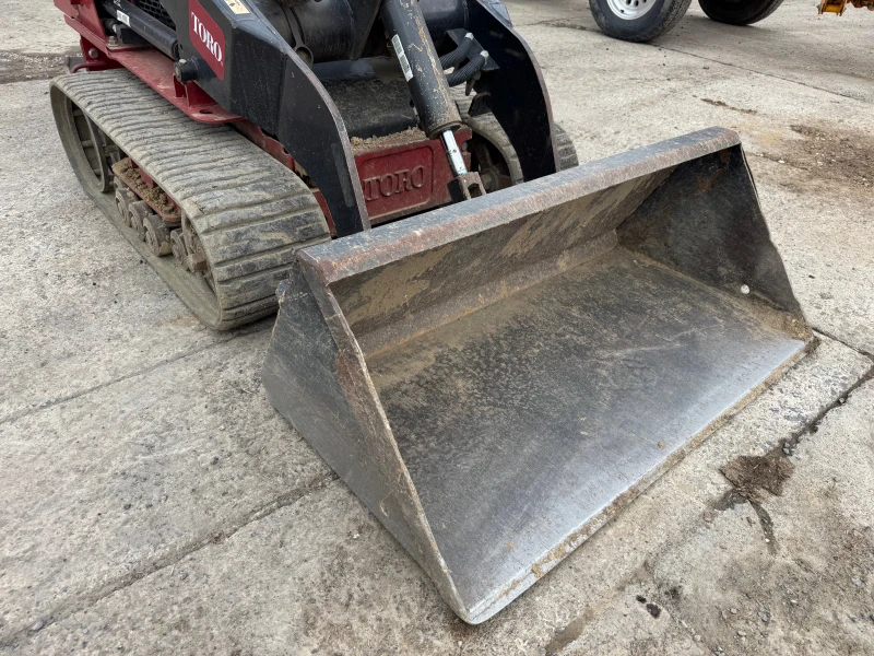 2019 TORO Dingo TX427