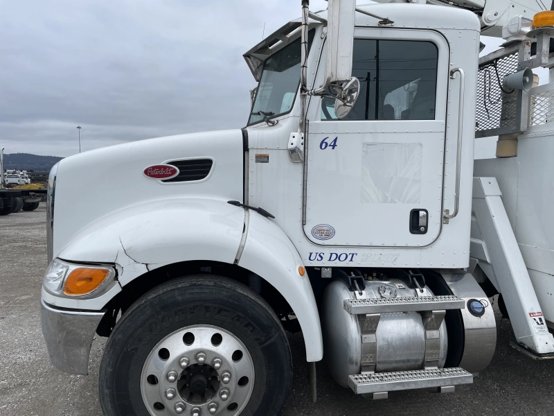 2014 PETERBILT 337