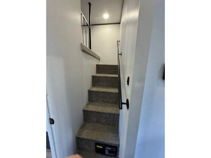 2025 DUTCHMEN ASPEN TRAIL 390LOFT