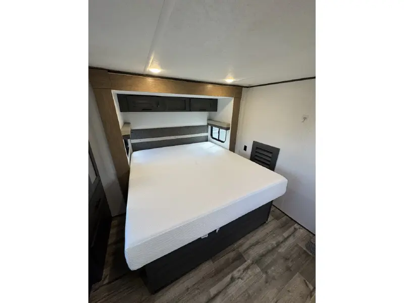 2025 DUTCHMEN ASPEN TRAIL 390LOFT