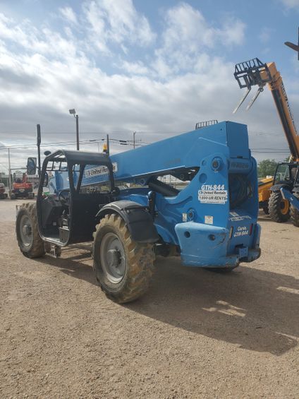 2015 GENIE GTH-844 in Weatherford, TX