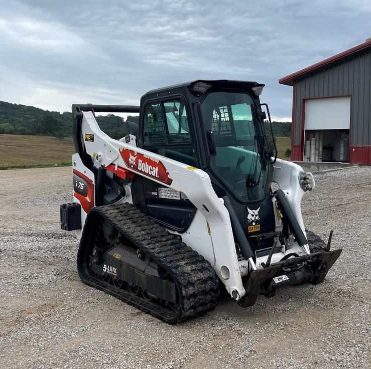 2021 BOBCAT T76 in Berryville, AR