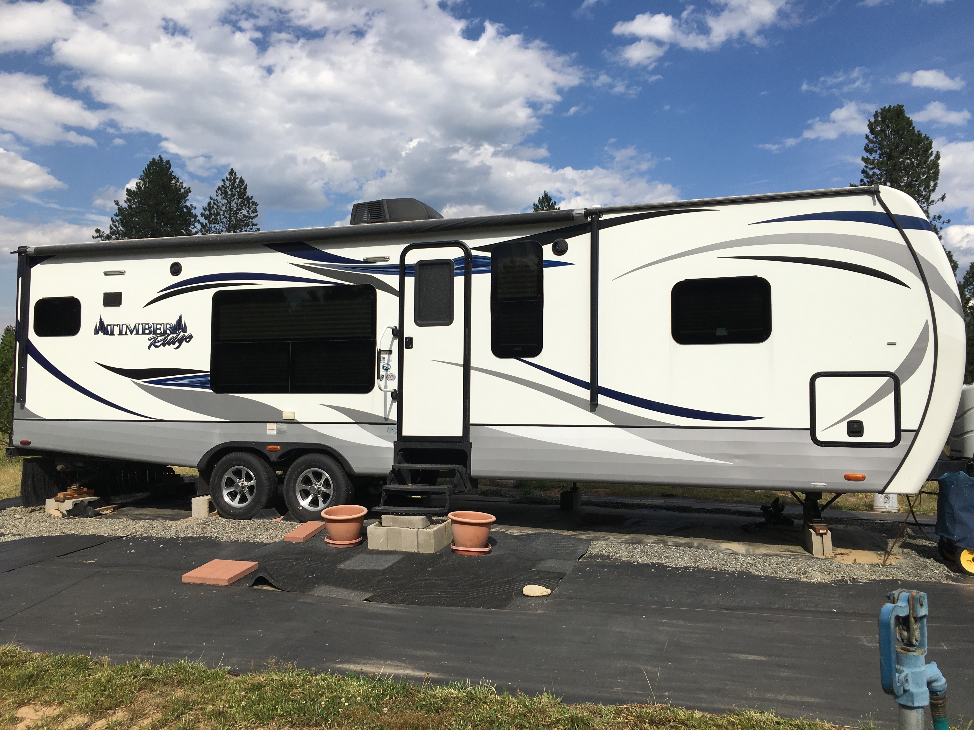 2014 Outdoors Rv Manufacturing TIMBER RIDGE 280RKS in sagle ID