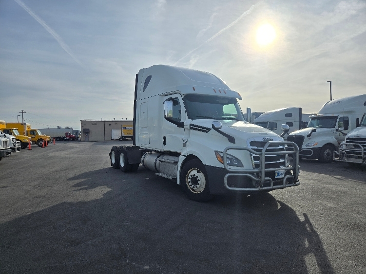 2020 FREIGHTLINER CASCADIA 126 in Spokane Valley, WA