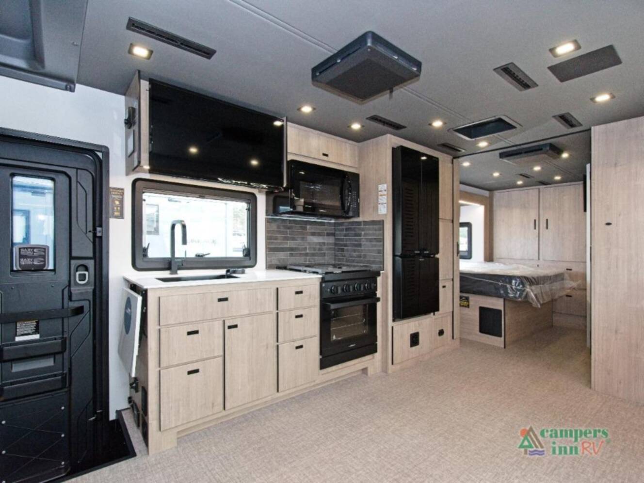 A photo of this 2026 Grand Design Lineage Series F 31ZW