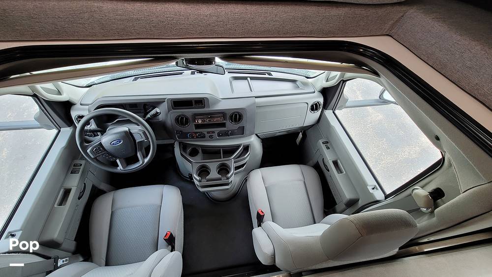 2021 Coachmen Freelander Premier 30BH in saline MI