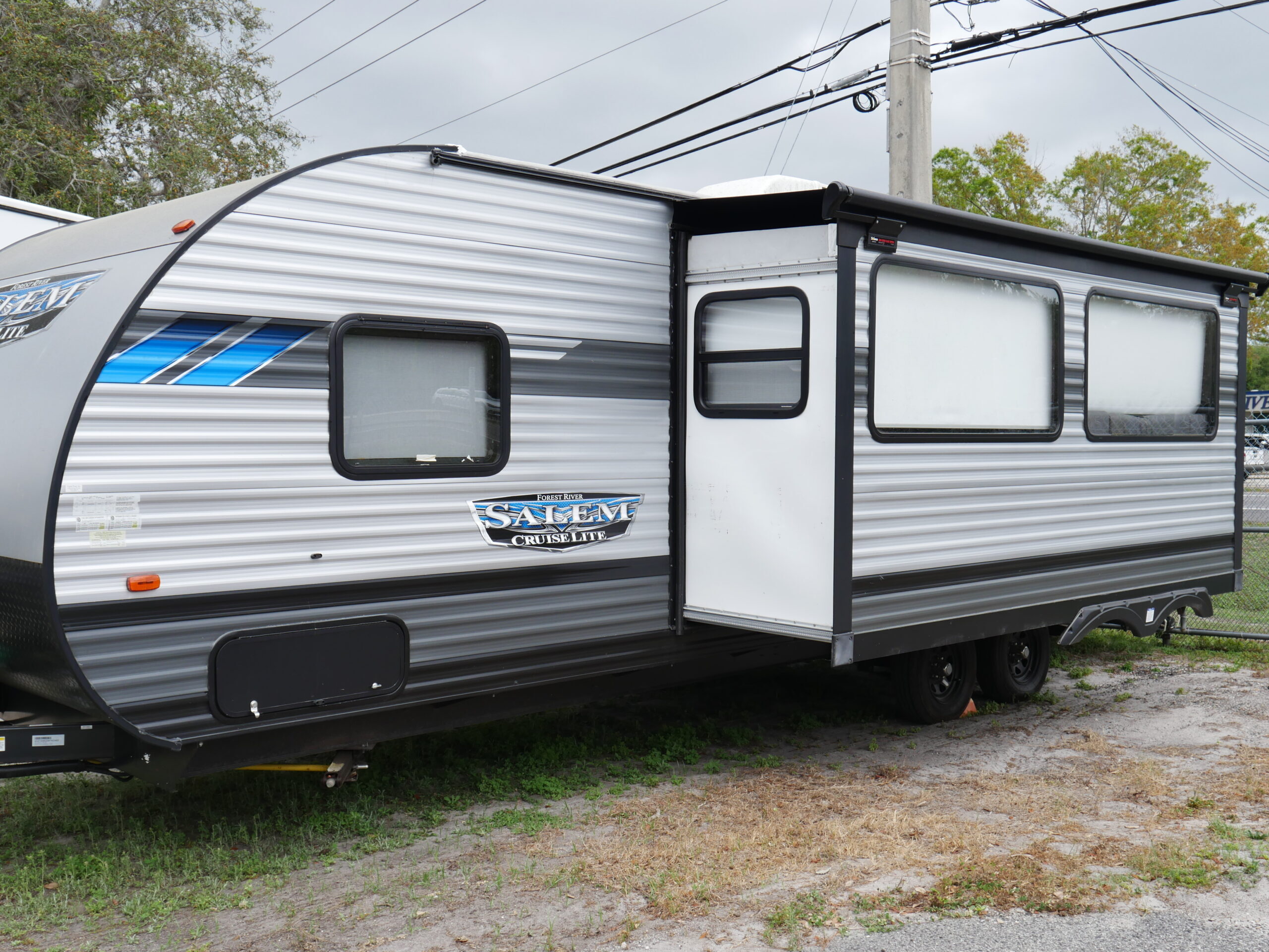 2022 Forest River SALEM CRUISE LITE 263BHXL in merritt island FL