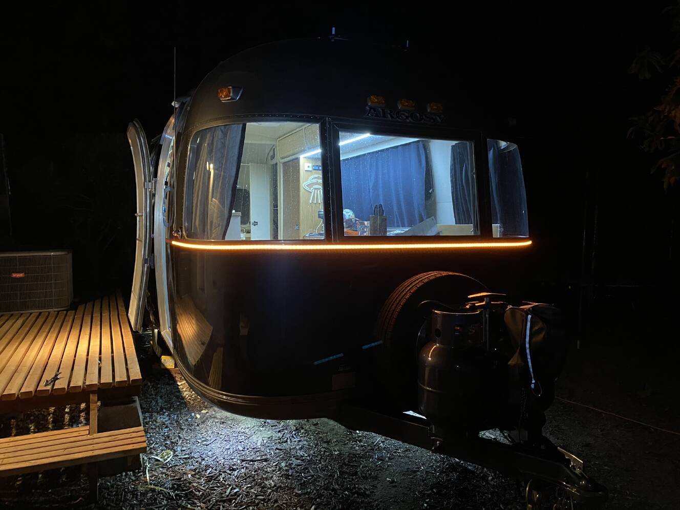 A photo of this 1977 Airstream ARGOSY MINUET