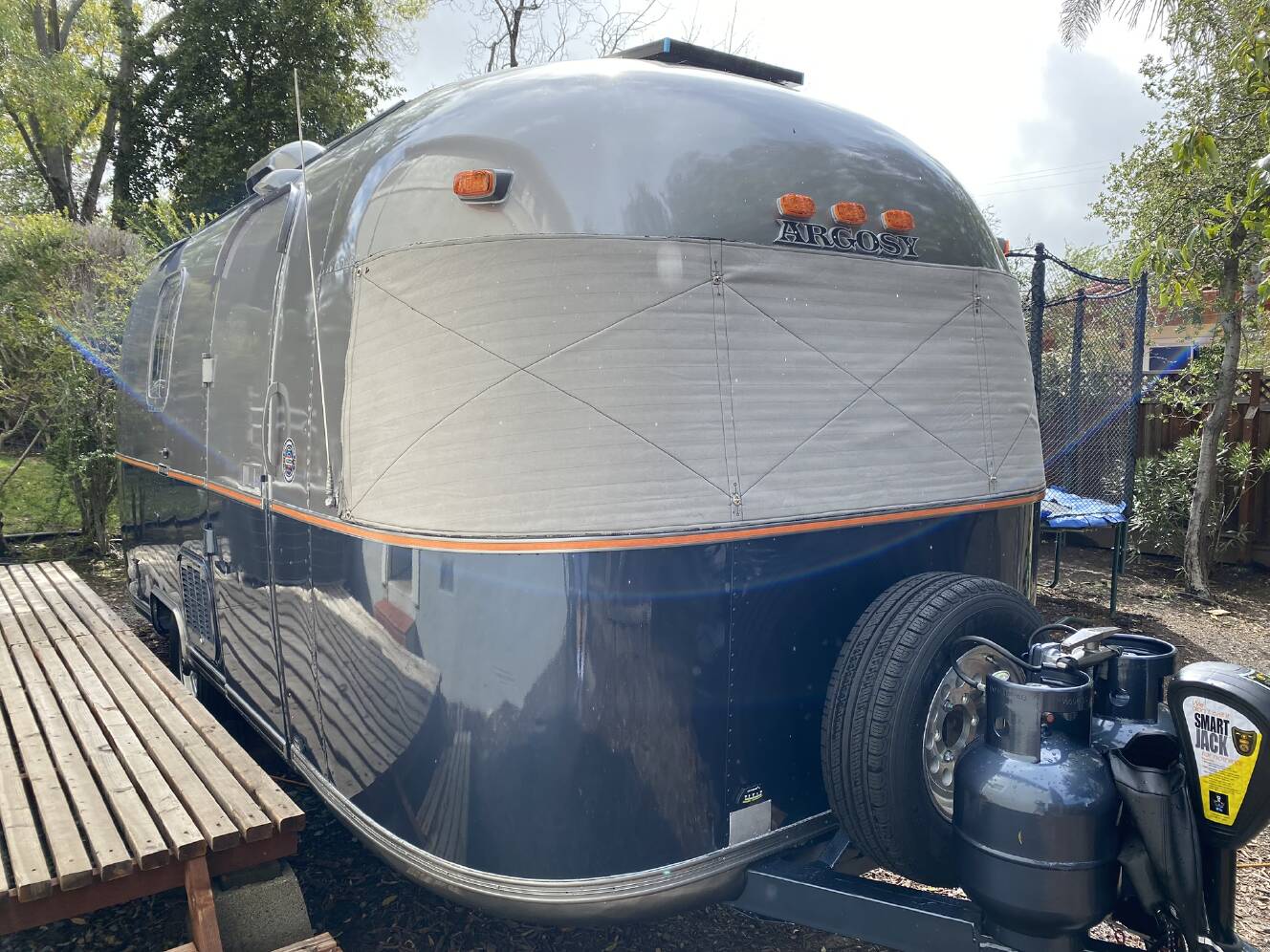 A photo of this 1977 Airstream ARGOSY MINUET