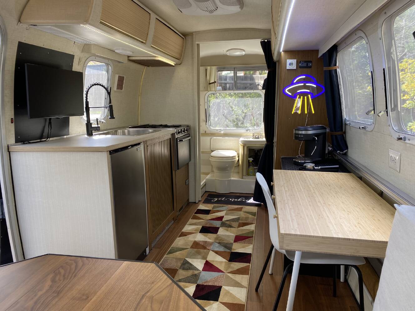 A photo of this 1977 Airstream ARGOSY MINUET