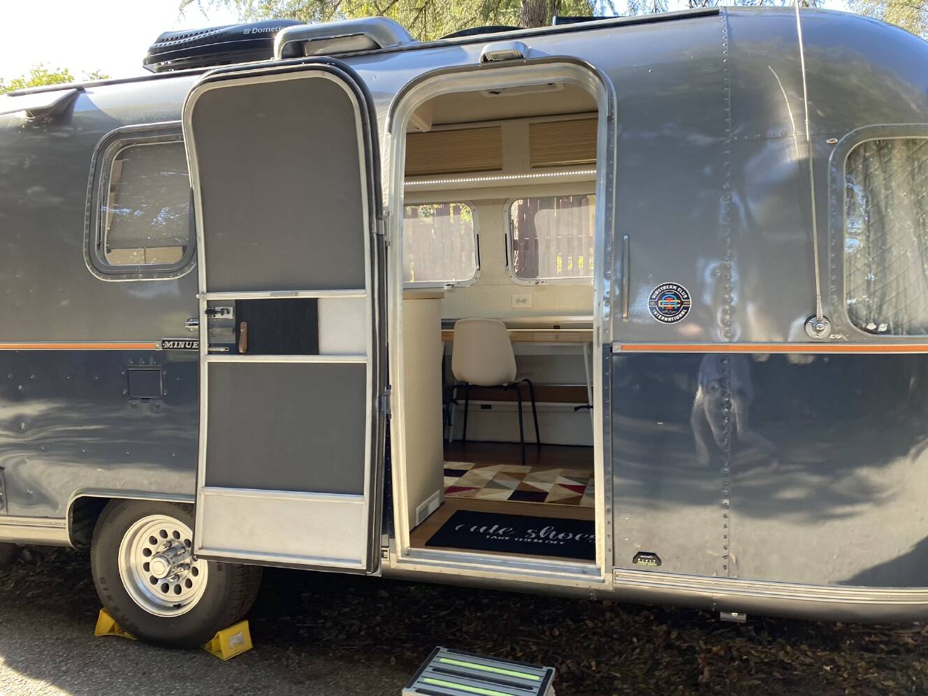 A photo of this 1977 Airstream ARGOSY MINUET