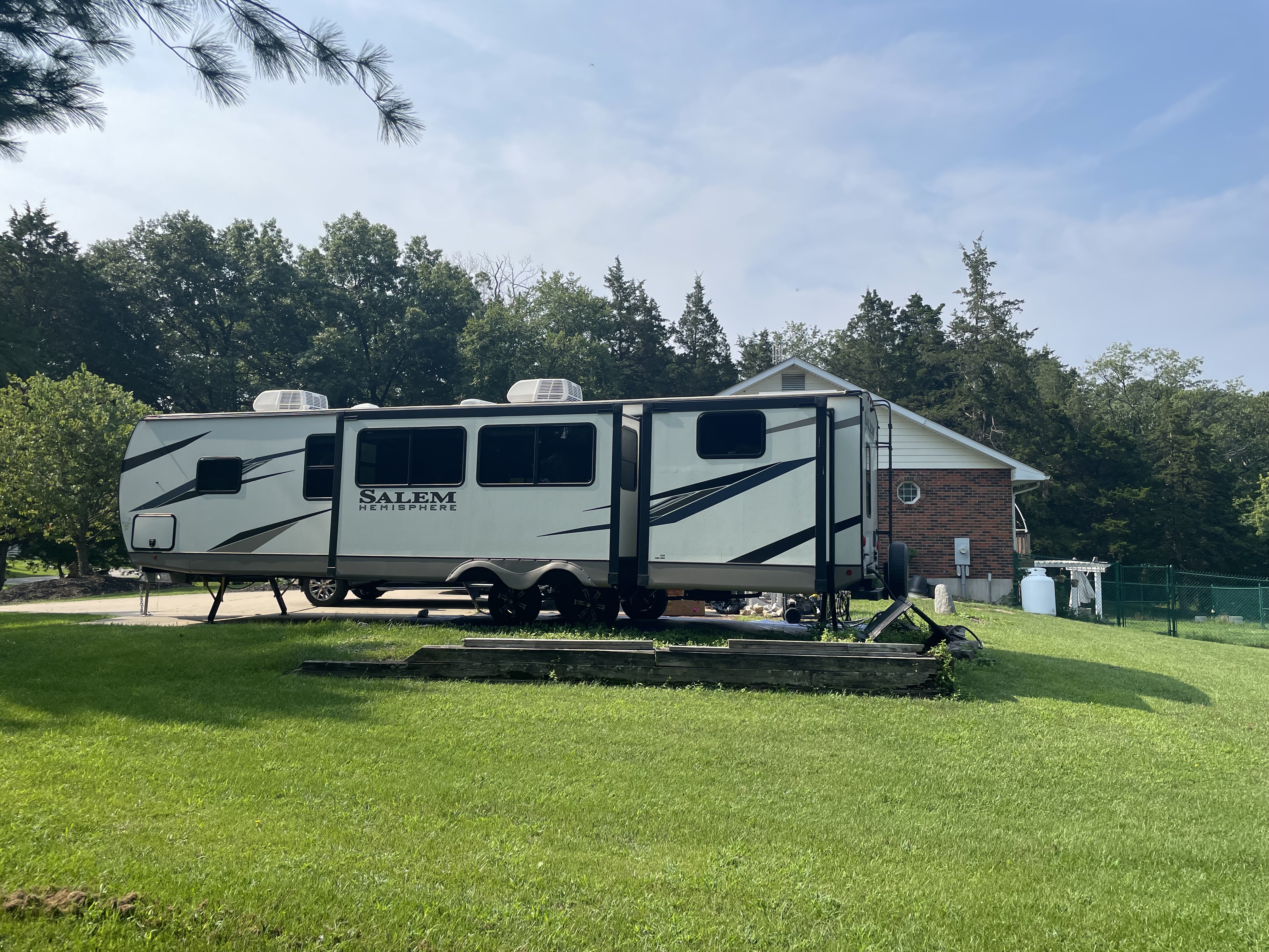 2022 Forest River SALEM HEMISPHERE 314BUD RV