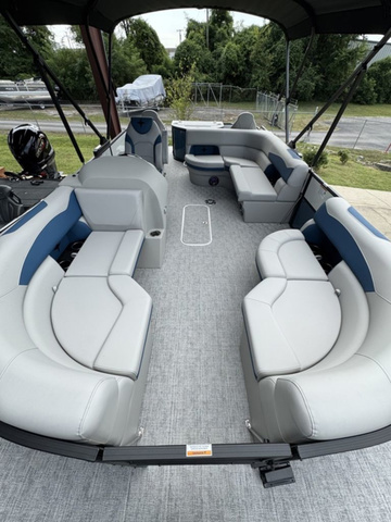 2026 Berkshire Pontoons 22RFC LE 2.75 NAN in old hickory TN